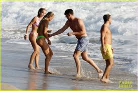 Check spelling or type a new query. Too Hot To Handle S Harry Jowsey Gets Flirty With Tiktok Star Olivia Ponton At The Beach Photo 4478318 Bikini Emma Brooks Harry Jowsey Olivia Ponton Shirtless Pictures Just Jared