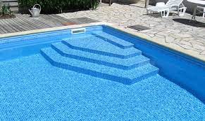 admirez cet escalier d angle diamant banquette une realisation sur mesure liner persia bleu frise mykonos bleu apf piscine