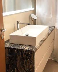 5 validi motivi per mettere il marmo in bagno. Piano In Marmo Per Il Bagno Tanti Pregi E Pochi Difetti Navoni Marmi