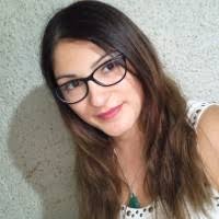 10+ perfiles de «Karen Carrera»