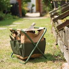 Animals, garden and outdoors, garden décor, garden sculptures and statues, home and garden. Digging Dog Garden Ornament The Original The Present Finder