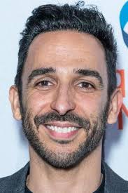 I Hate Valentine's Day (2009)