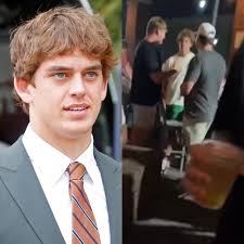 Arch Manning Sparks Transfer Rumors After Being Spotted At Popular Bar Near  Rival School [VIDEO] Full story via 🔗 in comments. 👇