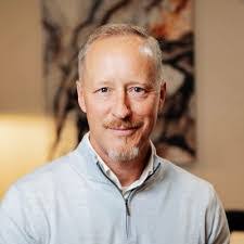 Alex Brasher's Instagram, Twitter & Facebook