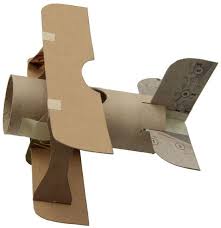 Cómo hacer un avión de papel puede ser una solución a muchos problemas de tu día a día. Rollos Papel Avion Diy For Kids Art For Kids Paper Roll Crafts