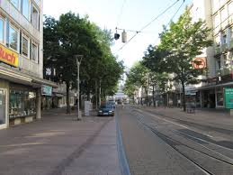 Derzeit ist es wolkig bei der wind weht aus w mit 2 km/h. Leerstand In Der Ludwigstrasse Mannheimer Impressionen