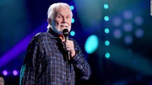 Legendary Country Singer Kenny Rogers Dies At 81 Country Music Singers Country Music Country Singers