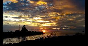 Pantai ini juga masuk dalam kesatuan wujud trimurti untuk daerah istimewa yogyakarta. Gambar Sunrise Di Pantai Sunset Di Pantai Gandoriah Pariaman Sumatera Barat Youtube Pantai Perahu Sunrise Foto Gratis Pantai Di Pantai Pemandangan Yang Indah