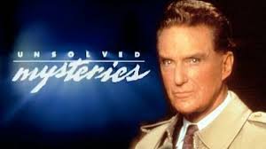 If there is ONE thing that makes me think of my teens in the 90s it's this  show right here, with this guy robert stack, it didn't matter what the  episode was