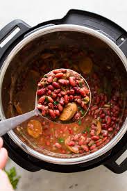 In new orleans, red beans and rice, affectionately called red and white, is traditionally served on a monday as a way to use up sunday dinner's ham bone. Instant Pot Red Beans And Rice Vegan The Simple Veganista