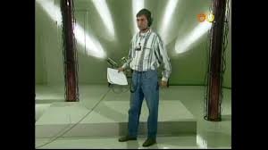 2007 yılında, castillo i̇spanyol sesi olarak imzalanan bret mckenzie hbo televizyon dizisi içinde uçuş conchords'dan yanı söz yazarı. Primera Y Ultima Escena Xiv Chespirito Amino