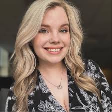 Brenda Haun's Instagram, Twitter & Facebook