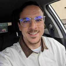 Jake E Gibson (@JakeEGibson)