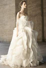 We did not find results for: 4 Wedding Dress Tips For Brides To Be From Vera Wang Glamour