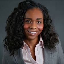 Tara Dunn's Instagram, Twitter & Facebook