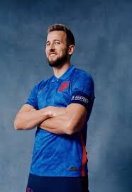 Un caviar de duckens nazon permet à coventry de s'imposer. ðŒð¨ð«ðð® ðŸ ð…ð¨ð¨ð­ En Twitter Selection Les Nouveaux Maillots Nike Devoile Les Maillots Domicile Blanc Et Exterieur Bleu De L Equipe D Angleterre Pour L Euro 2021 Vos Avis