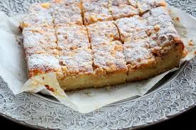 De kan bakas små som munsbitar eller stora som tårtor. Vanilj Och Citronrutor I Langpanna Niiiniskitchenlife