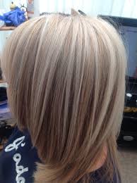 Bronde = brown + blonde is a term used by hair experts to describe the seamless mixture of blonde highlights with brown hair or vice versa. Highlights And Lowlights Blonde Caramel And Chocolate Brown Highlights And Lowlights Blonde Hair Styles Hair Color