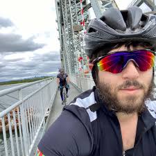 Yehuda Glaser (@runningrabbi) • Instagram photos and videos