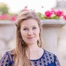 Marissa Barth's Instagram, Twitter & Facebook