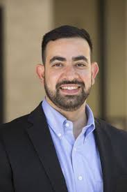 Breaking Through : Hillviews Magazine : Texas State University