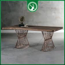 Masif Ahsap Bir Calisma Masasi Ve Ona Eslik Eden Iskemleler Country Tarzinin Belirleyici Unsurlari Arasinda Basi Cekerler Yasam Alan Mobilya Furniture Tasarim