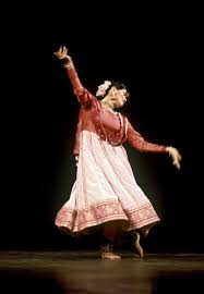 Kathak The Indo Persian Dance Style Asian Traditional Theatre Dance Check out the different posses of bharatanatyam from south indian dance.#bharatanatyam#bharatanatyamposses#possesofbharatanatyam. kathak the indo persian dance style