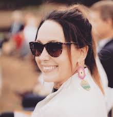 Taking time to celebrate the best moments in life 💗. Congratulations  @elisabethstudio you are so loved! May all of your days be filled with love  and comfort. 🔔 💒 ☀️ 💍