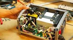 Biasanya mesin terjadi rusak seperti ini ketika baru saja dihidupkan atau anda baru menyalakan tombol kerusakan seperti ini diakibatkan karena mesin las dapat dengan cepat oven circuit (oc), hal ini ditandai menyalanya lampu indicator led. Penyebab Lampu Oc Nyala Pada Mesin Las Seputar Mesin