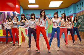 Girls' generation's 1st mini album gee has been released. Girls Generation S Gee Mv Surpasses 100 Million Views On Youtube Soompi