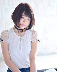 顔ちっちゃ って言わせちゃえ 大人可愛い 前下がりボブ 見本帳 locari ロカリ ボブ 前下がりボブ ヘアケア