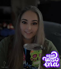 Happy Friday!!! Have a fun, safe and relaxing weekend my friends ☕️✨