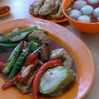 Great rojak and a good variety of yong tau foo here. Segambut Yong Tow Foo 67 Jln Segambut