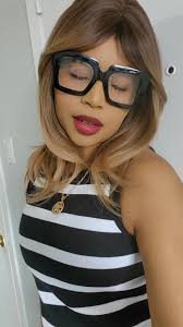 Monique (@moniquevilaire)