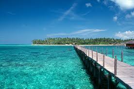 Gambar pemandangan alam yang tak kalah keren lainnya adalah gambar lukisan pemandangan di tepian pantai. Gambar Pemandangan Cantik Di Dunia