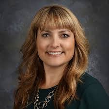 Melanie Patterson's Instagram, Twitter & Facebook