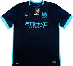 Yellow runs throughout the kit, notably in the club crest on the shirt and shorts, the nike. 2015 16 Manchester City Away Shirt Bnib Classic Retro Vintage Football Shirts