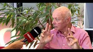 Außerdem behauptet peter heute noch, dass ich ihm irgendwann zugestanden hätte, er dürfe pech für peter elstner. Peter Elstner Sportreporter Legende Prasentiert Neues Buch Youtube