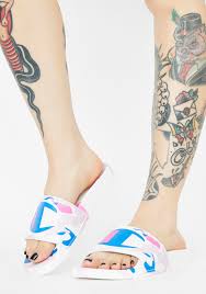 Champion White Camo Ipo Slides Dolls Kill If you've been paying any attention at all to what is taking place in the sneaker champion's gear used to hit department stores like ross and marshalls and if you were caught rocking a pair of champion's sneakers or jerseys.