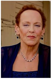 Donna Larkin Frechette (inconnu-2022)