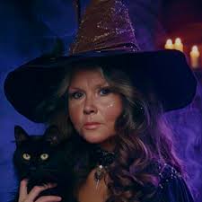 Noah Farabaugh, 33, was part of a group of five hikers who experienced heat  issues near the Wave Cave trailhead.