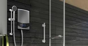 Nyalakan lampu kamar mandi, sehingga ada mo tanya pak, saya menggunakan pompa air dangkal utk water heater. Water Heater Elektrik Dah Banyak Ragut Nyawa Jangan Tahu Guna Je Tapi Alert Tanda Tanda Kerosakannya Keluarga