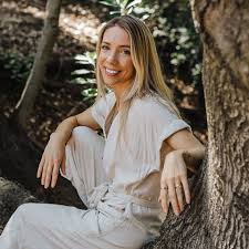 Bianca Elliott (@soullowellness) • Instagram photos and videos