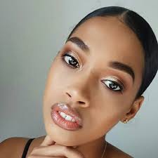 Scarlet Lopez's Instagram, Twitter & Facebook