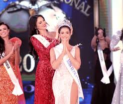 Foi realizado no dia 6 de dezembro no international congress center, katowice, silésia. Miss Supranational 2019 Crowning Moments Miss Supranational Official Website
