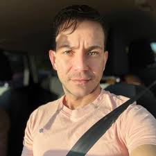 Denis Rodríguez Megret added a...