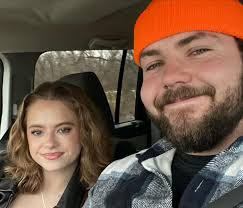 The Meadow” 16”x20” in Acrylic Big thanks to @bex_holley for giving me the  opportunity and letting play around with some autumn foliage! • #painting  #acrylic #artteacher #artist #fall #drawing #commissionwork