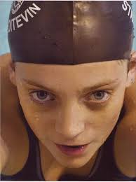 Alicia au pays des défis