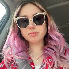 Enjoying Varadaro, beats the snow any day. Great lattes at the selectum