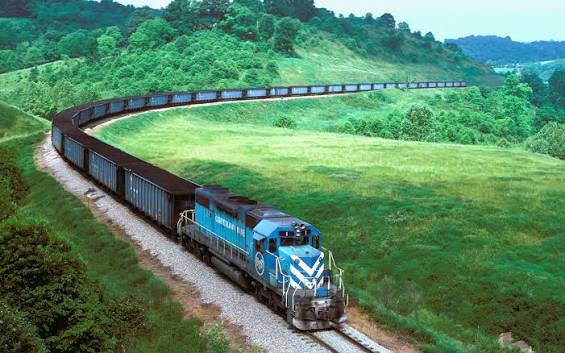 Fırtınaların üzerinden aylar geçti: Portekiz'de 16 ulusal yol hâlâ kapalı